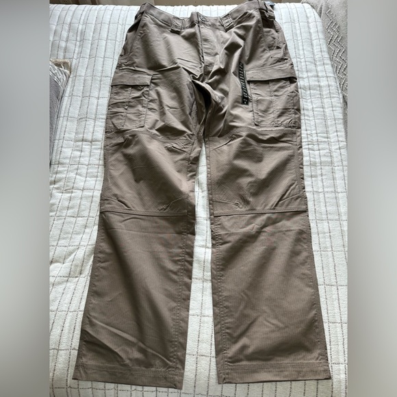 40x34 Blackhawk pants NWT - Picture 5 of 5